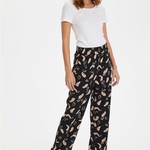 NWT InWear Acadia Pant, Size 2